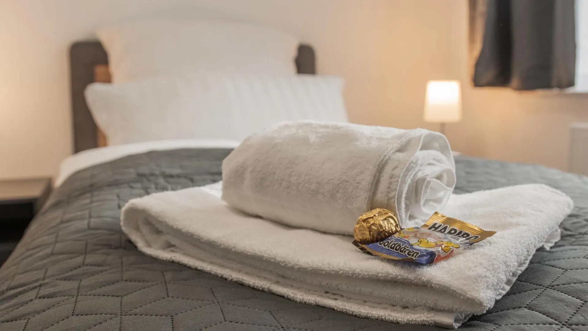 Prime 47 - Neuwertige Wohnung Schluesselfeld 0*,  Germany