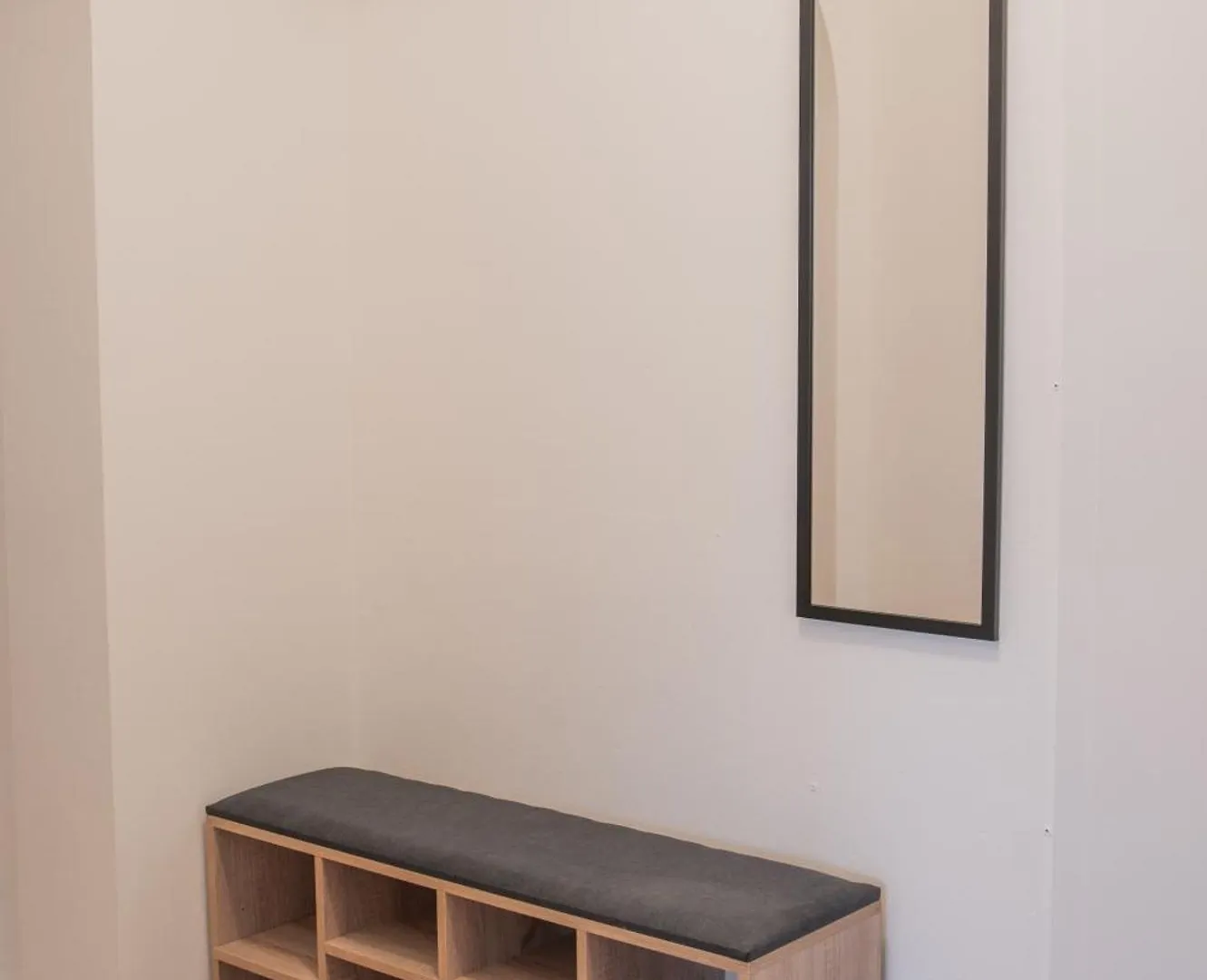 Prime 47 - Neuwertige Wohnung Schluesselfeld 0*,  Germany
