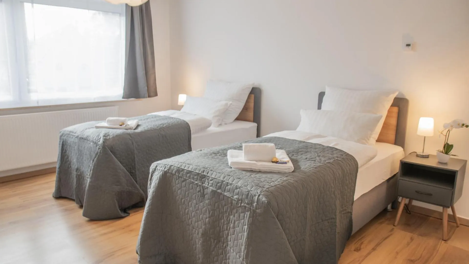 Prime 47 - Neuwertige Wohnung Schluesselfeld Apartment