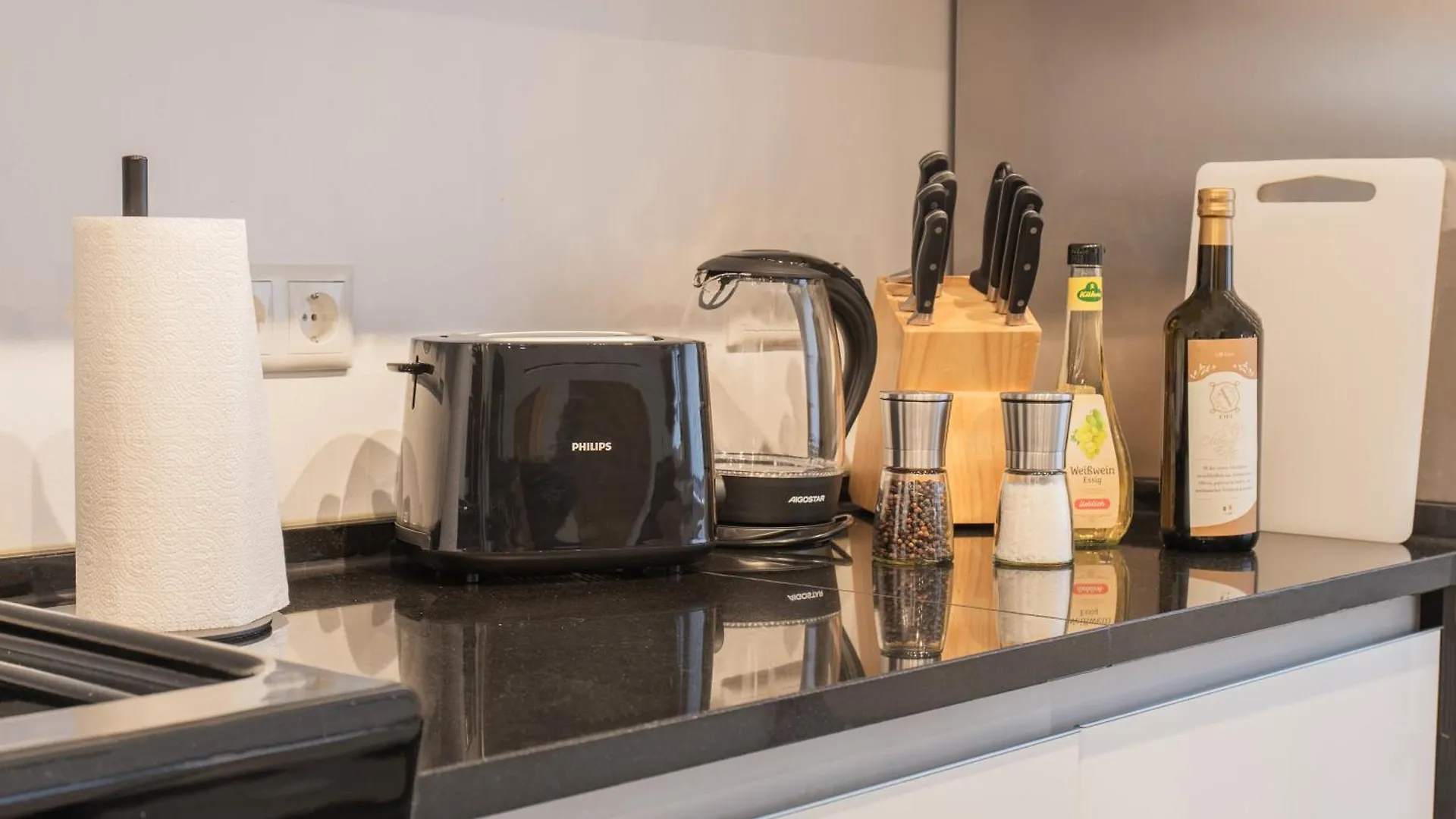 Prime 47 - Neuwertige Wohnung Schluesselfeld 0*,  Germany