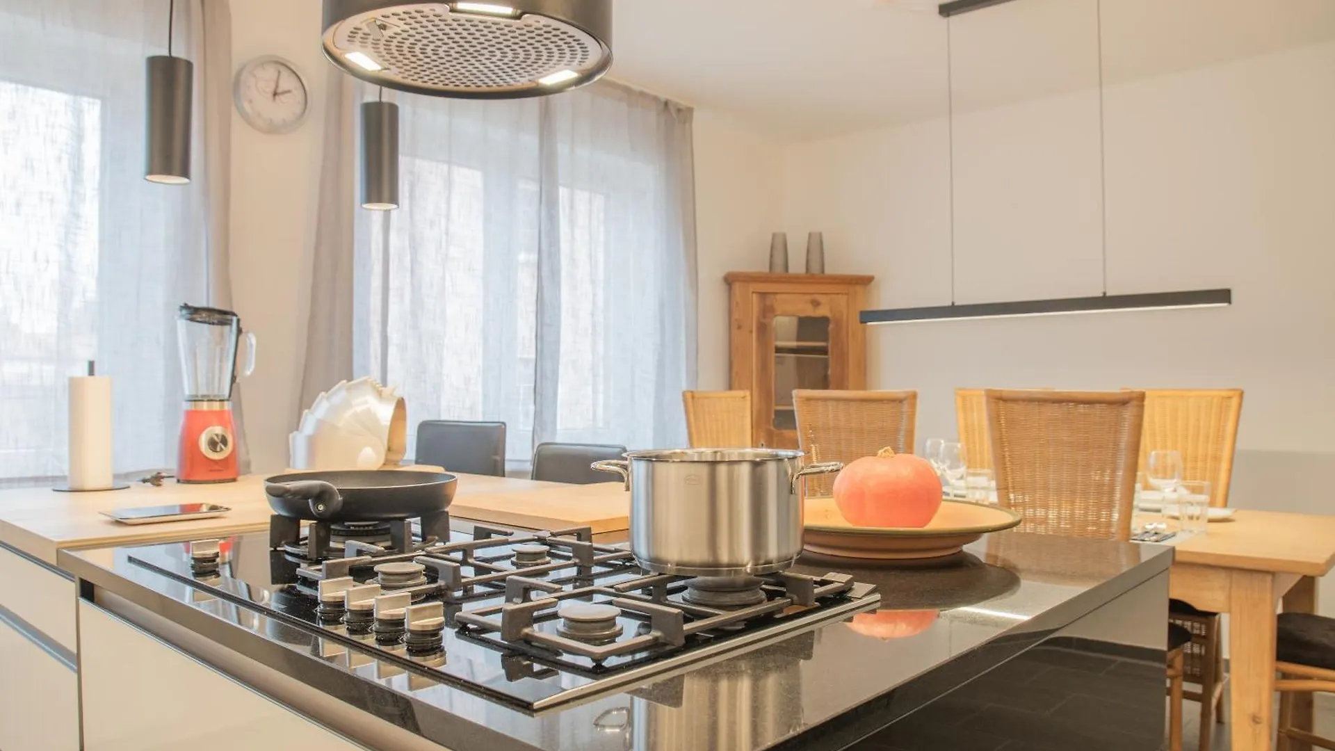 Prime 47 - Neuwertige Wohnung Schluesselfeld Apartment